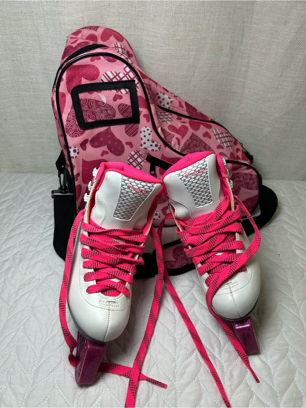 Riedell Sparkle Youth Figure Skates Size 1 White/Pink w/ Guards & Bag